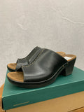 Clarks 7 Sandals
