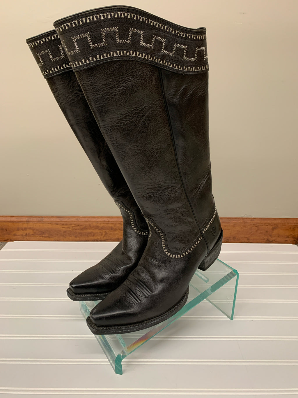 Ariat 9 Boots