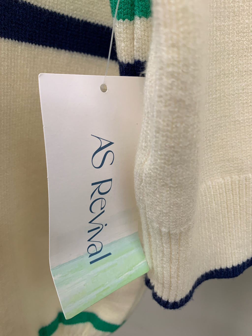 AS Revival Size XS Sweater
