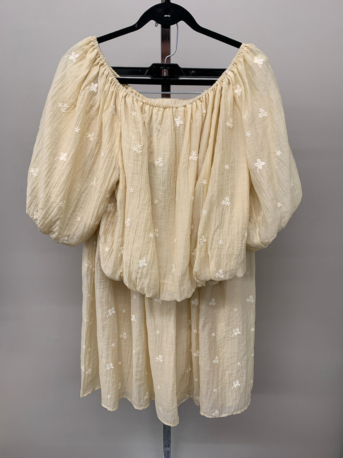 Easel Size S 2 PC Dress