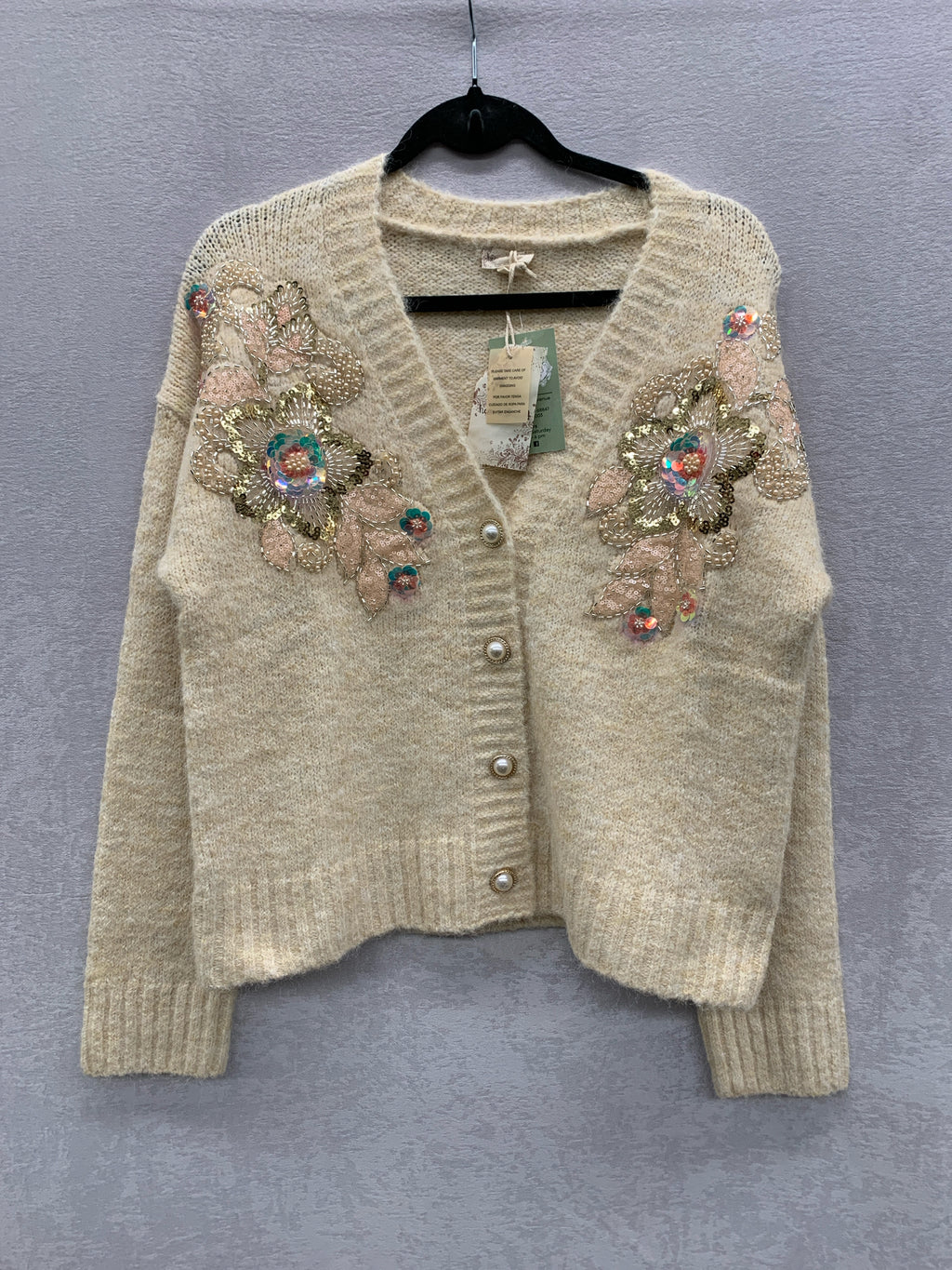 hem + thread Size S Cardigan