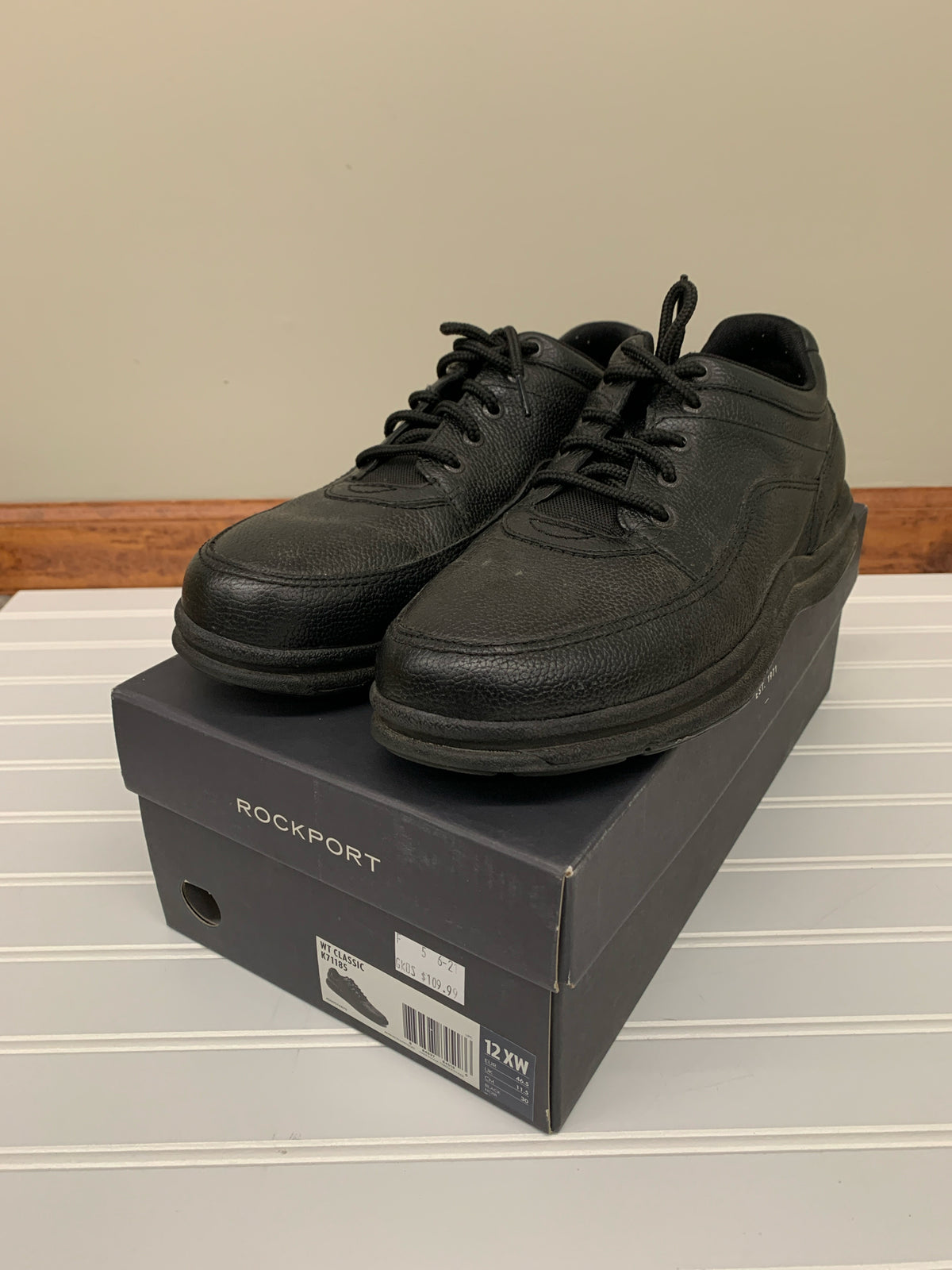 Shoe Size 12 XW Black Shoes