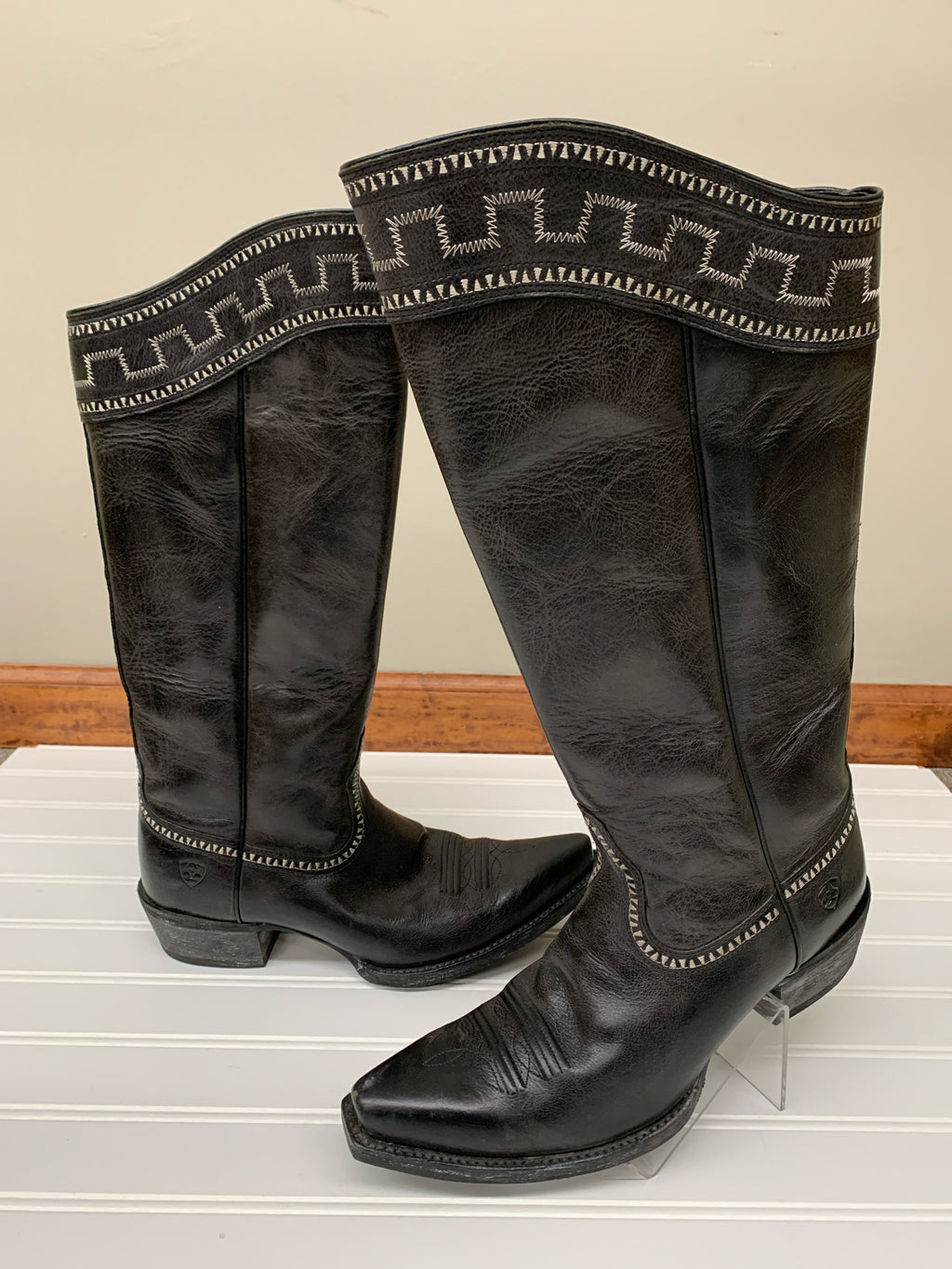 Ariat 9 Boots