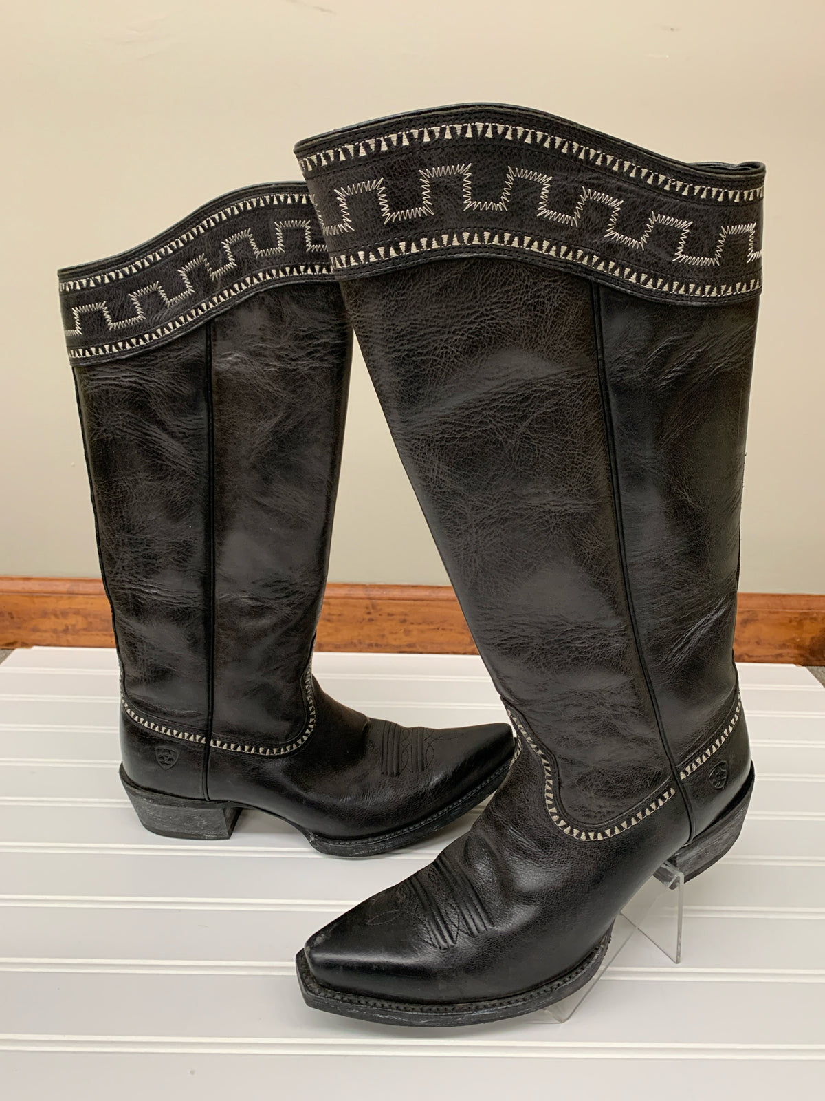 Ariat 9 Boots