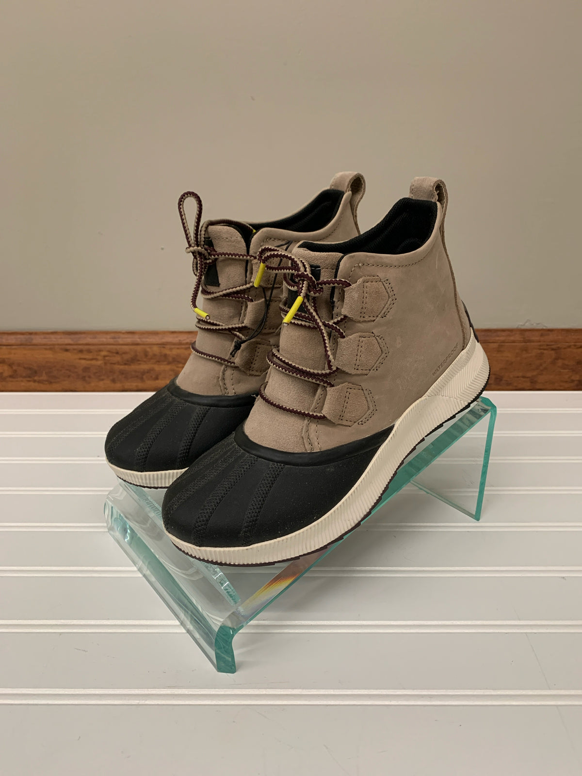 Sorel 7.5 Boots