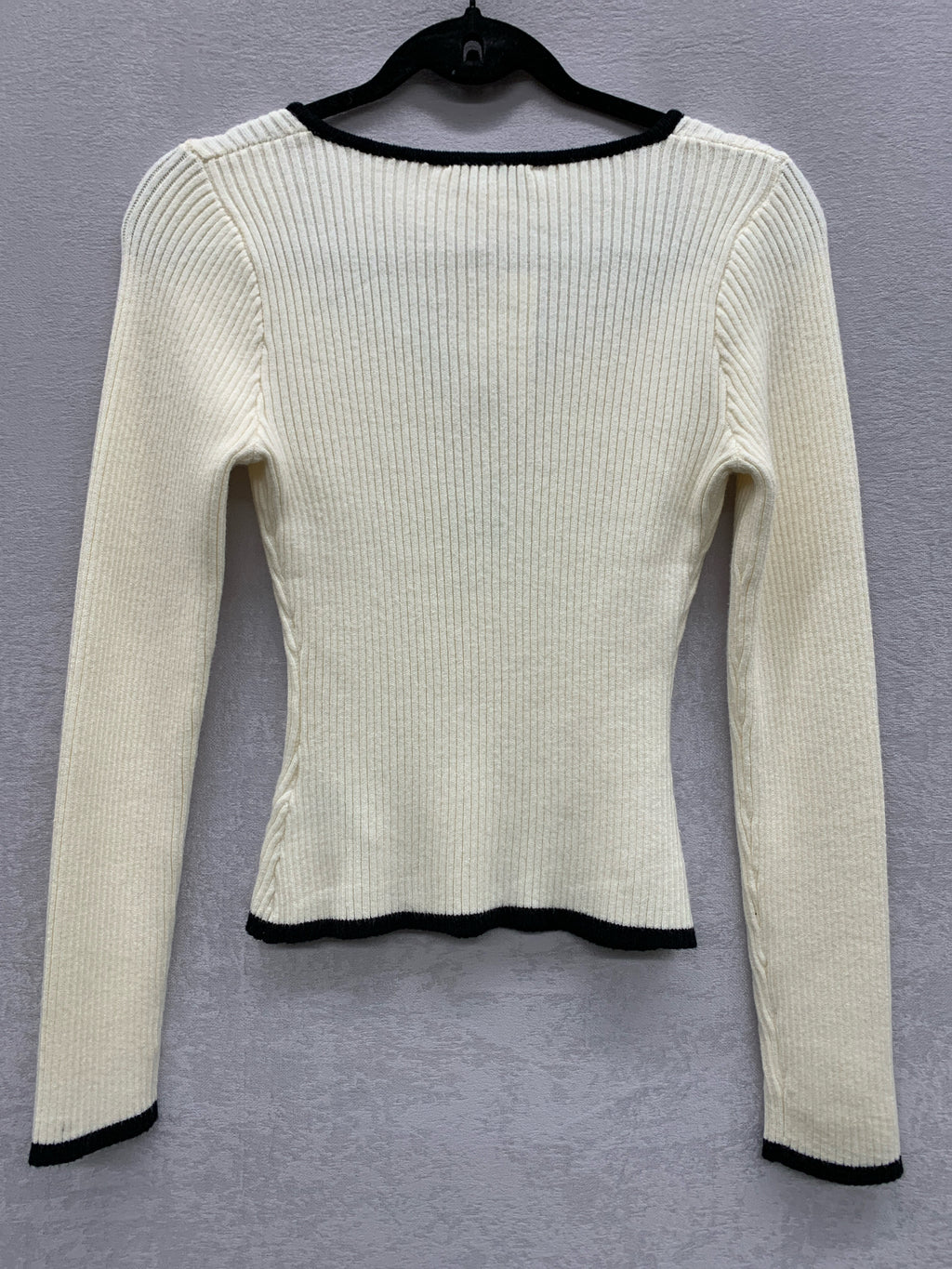 She and Sky Size S Sweater