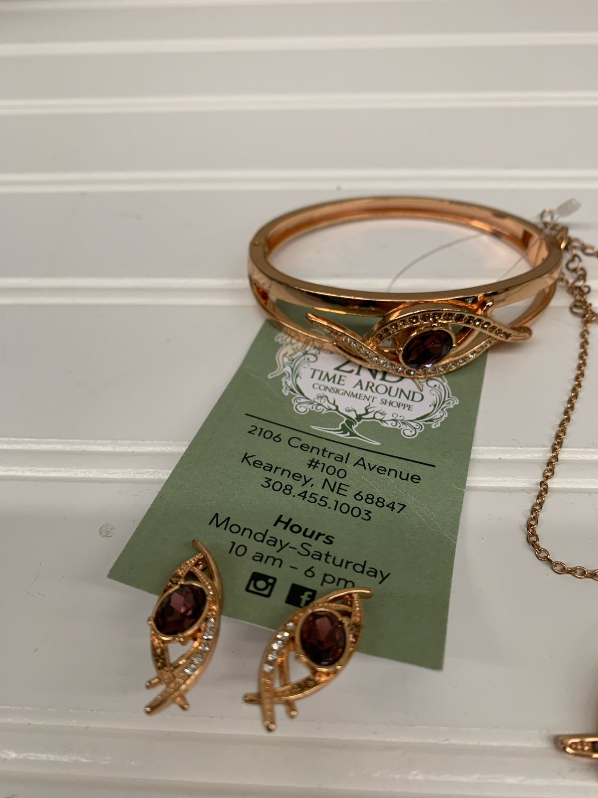 Avon NRT Jewelry Set