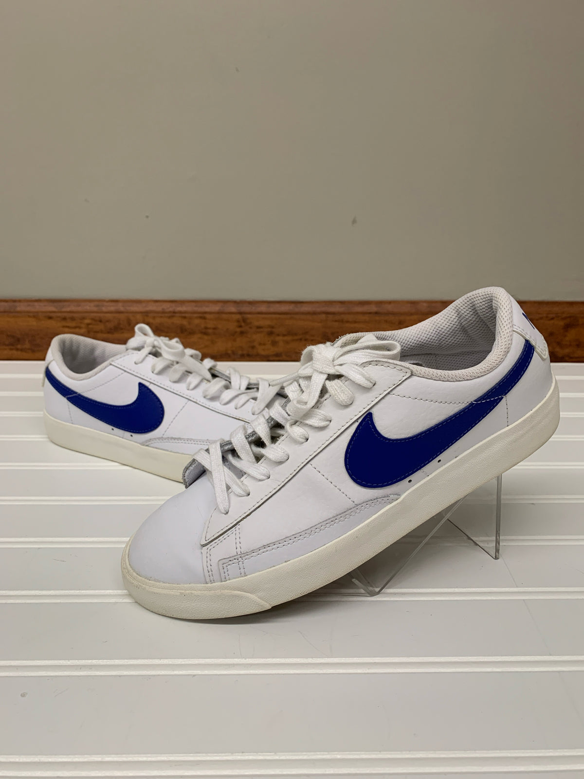 Nike 7 Sneakers