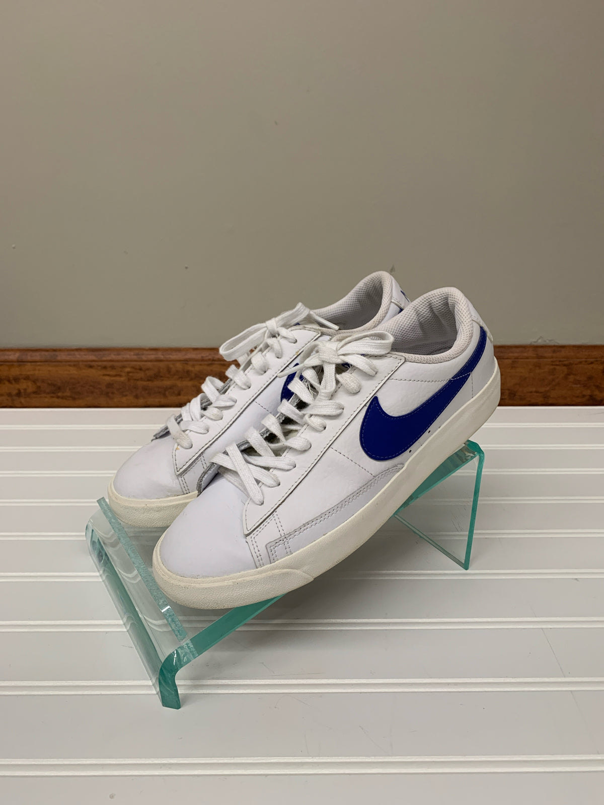 Nike 7 Sneakers