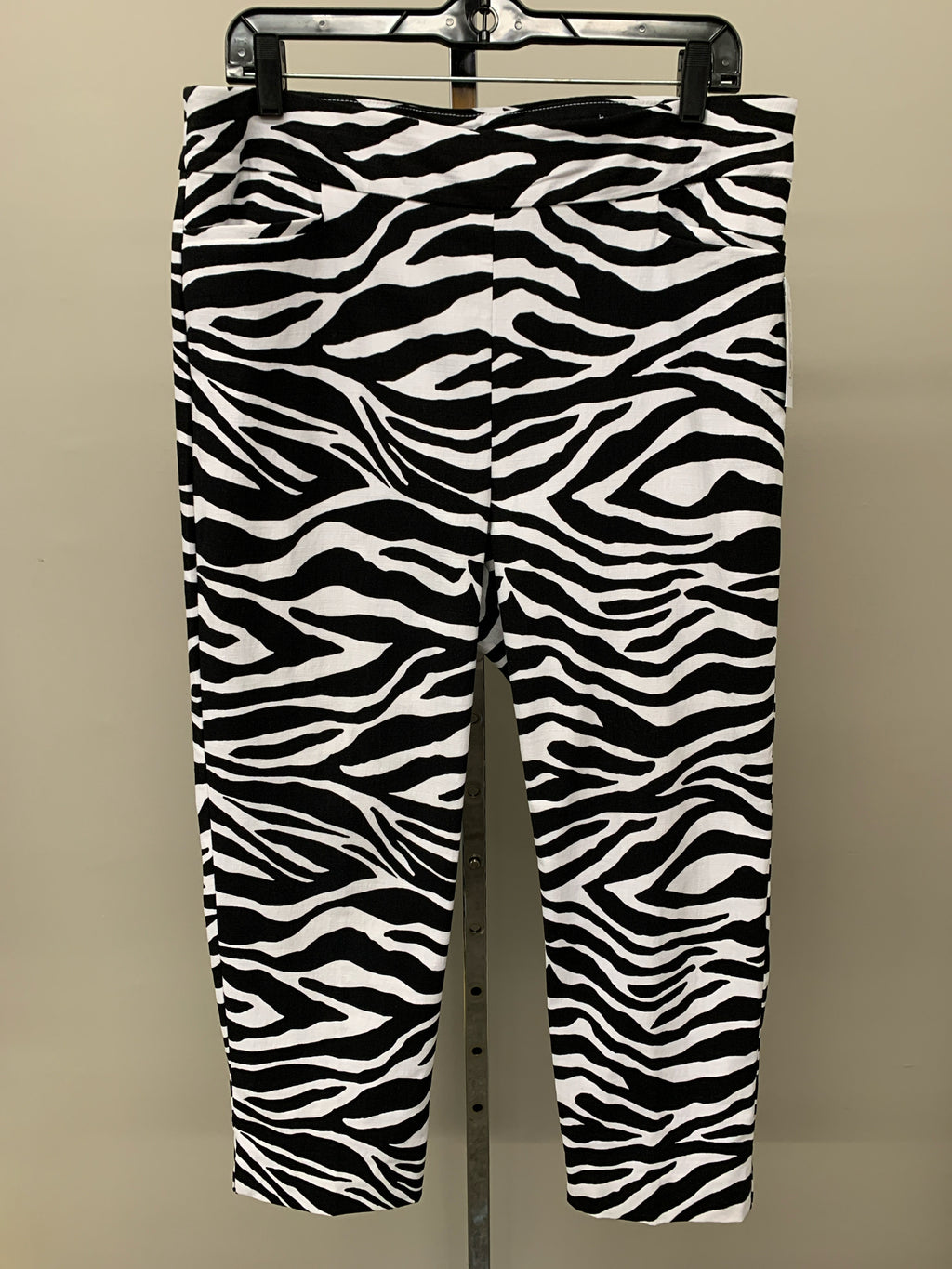 Chico's Size 2 Pants