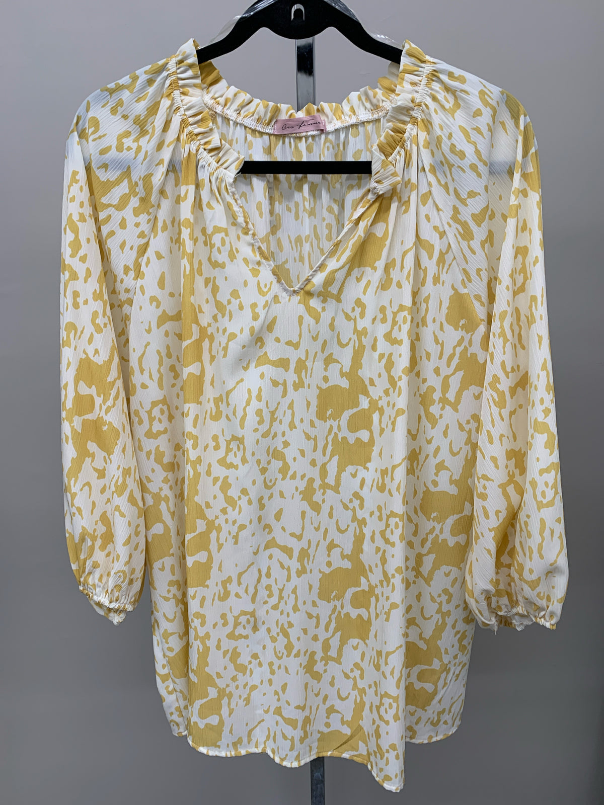 Ces Femme Size L Shirt