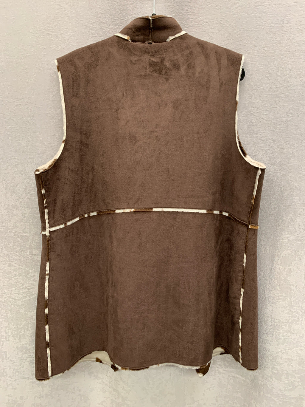 Powder River Outfitters Size XL Vest