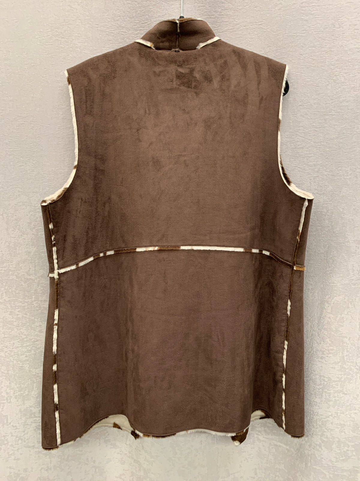 Powder River Outfitters Size XL Vest