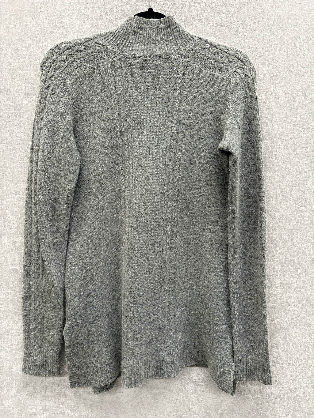 Adrienne Vittadini Size S Sweater