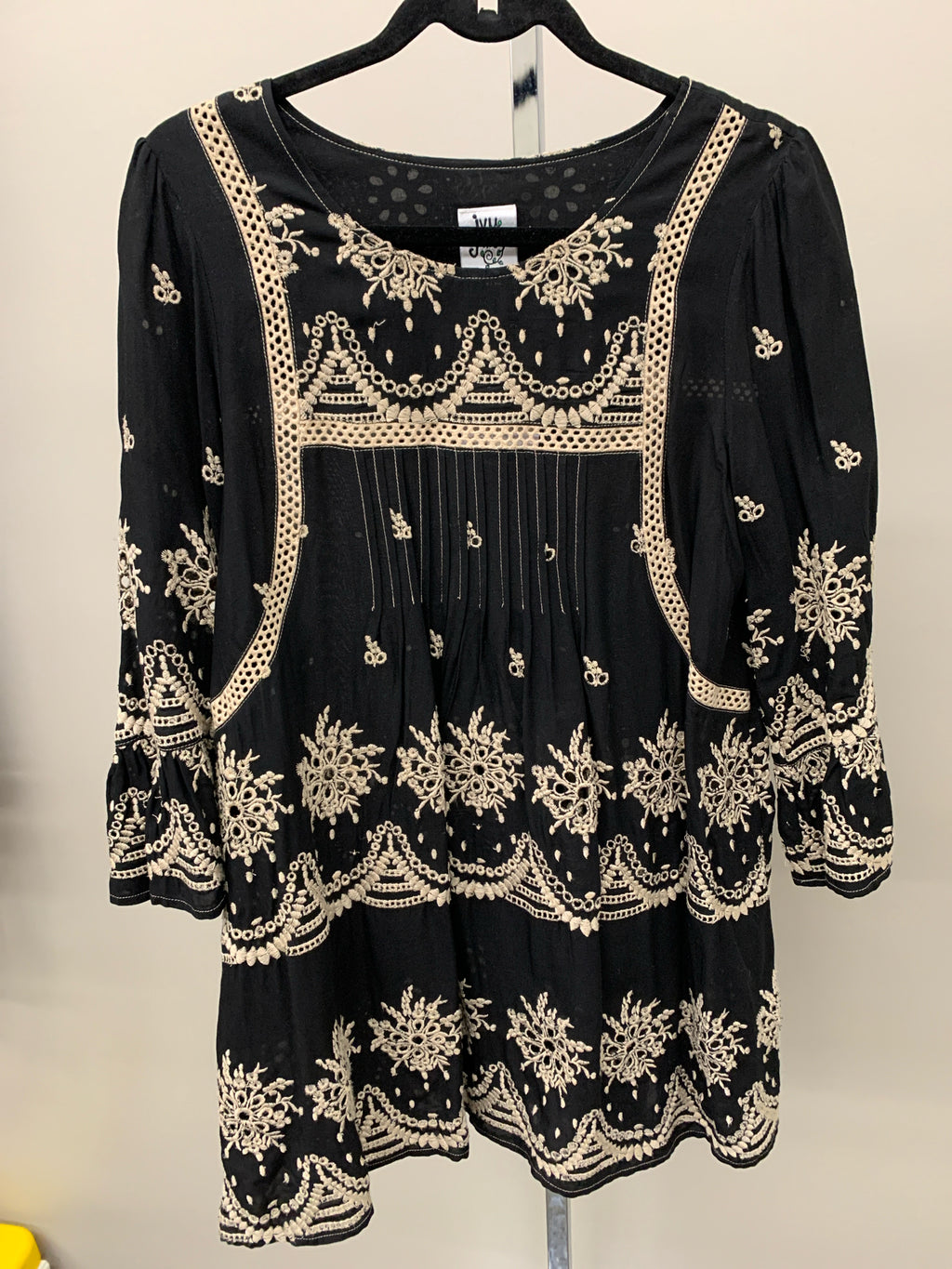 Ivy Jane Size S Tunic