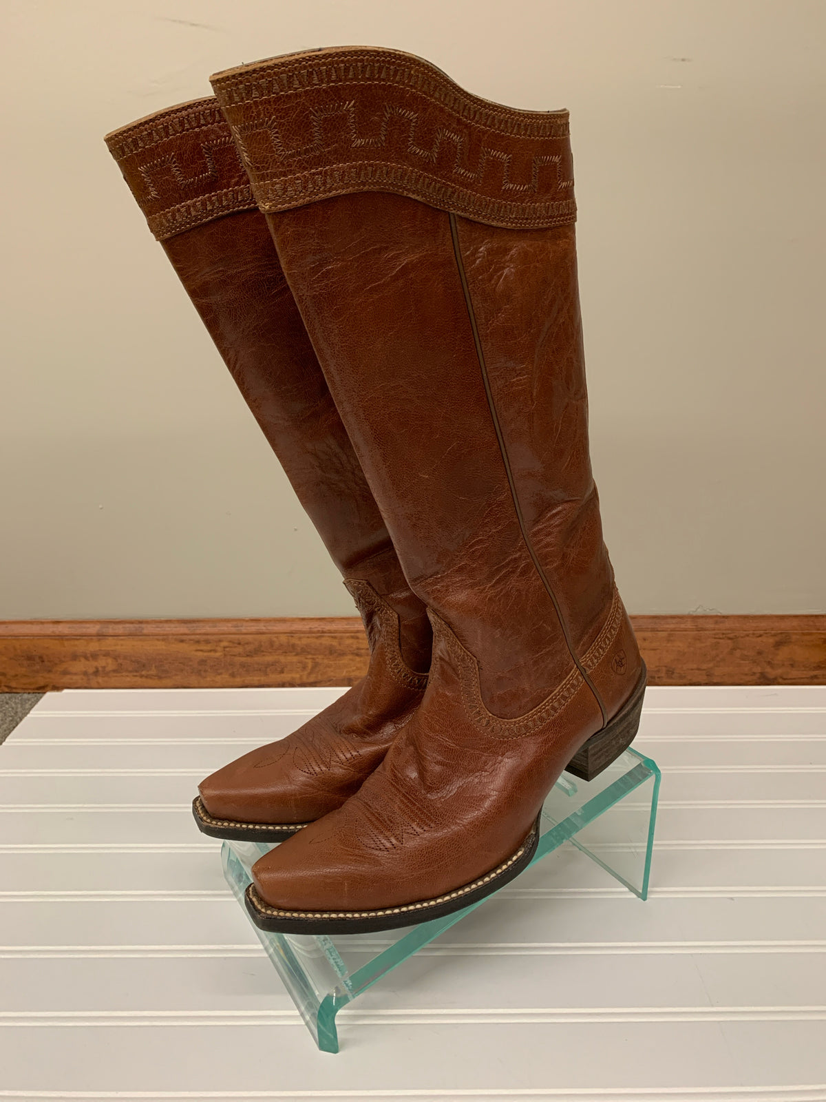 Ariat 9 Boots