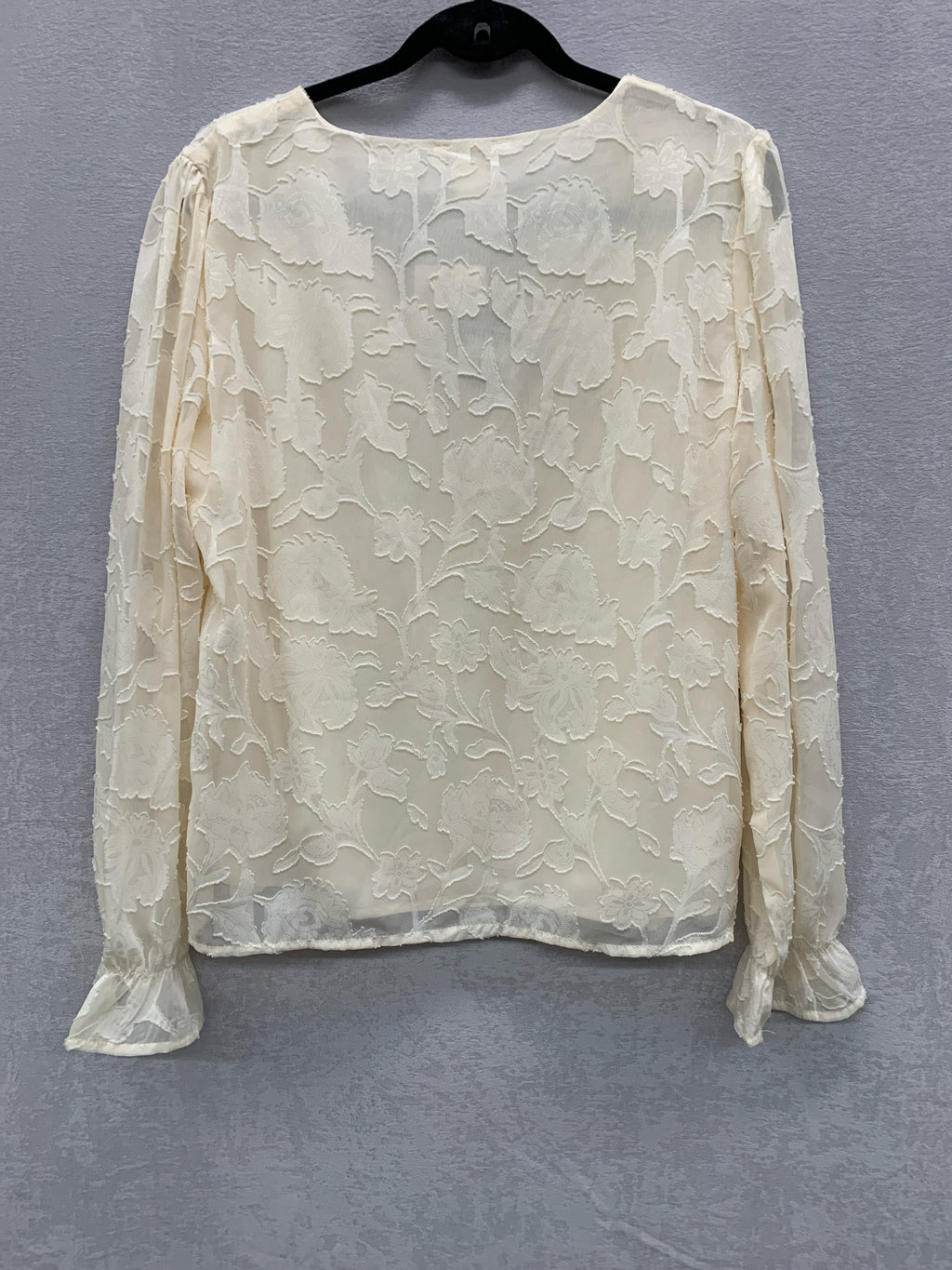 Apricot Size M Shirt