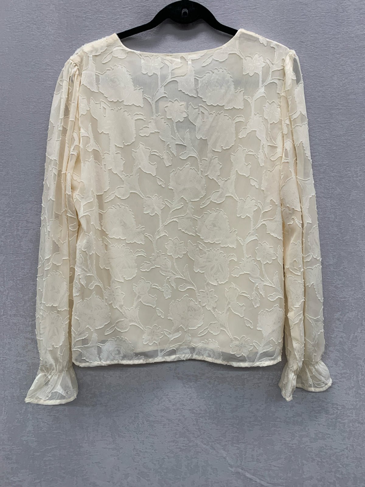 Apricot Size M Shirt