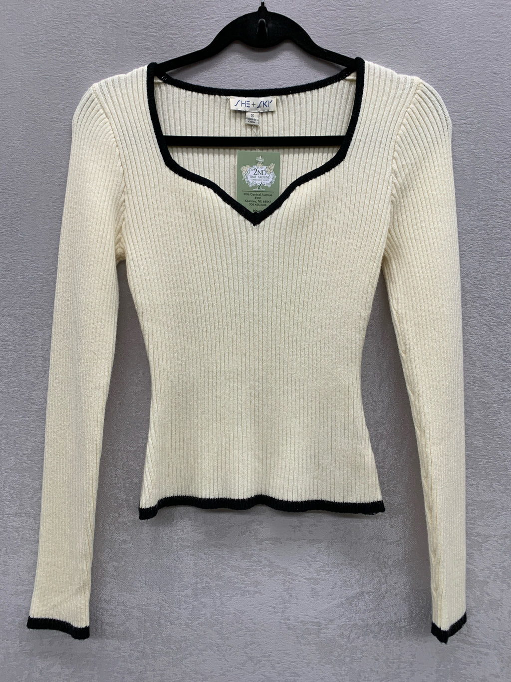 She and Sky Size S Sweater