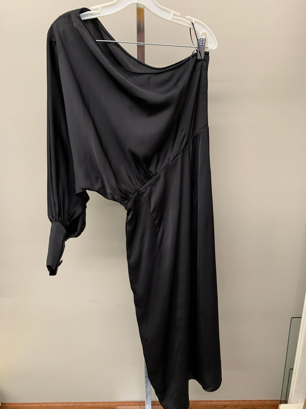 deluc Size M Dress