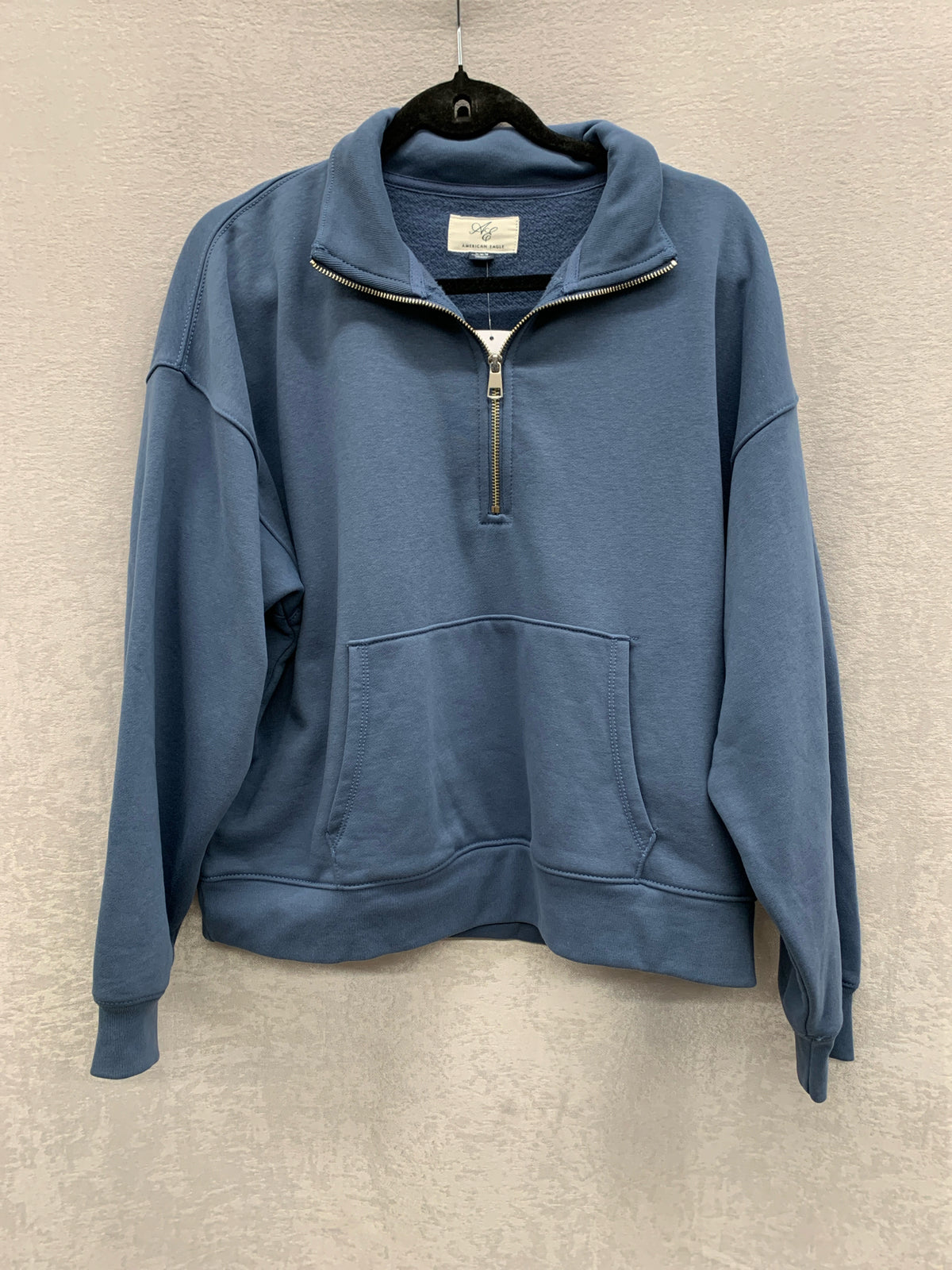 American Eagle Size M Sweatshirt