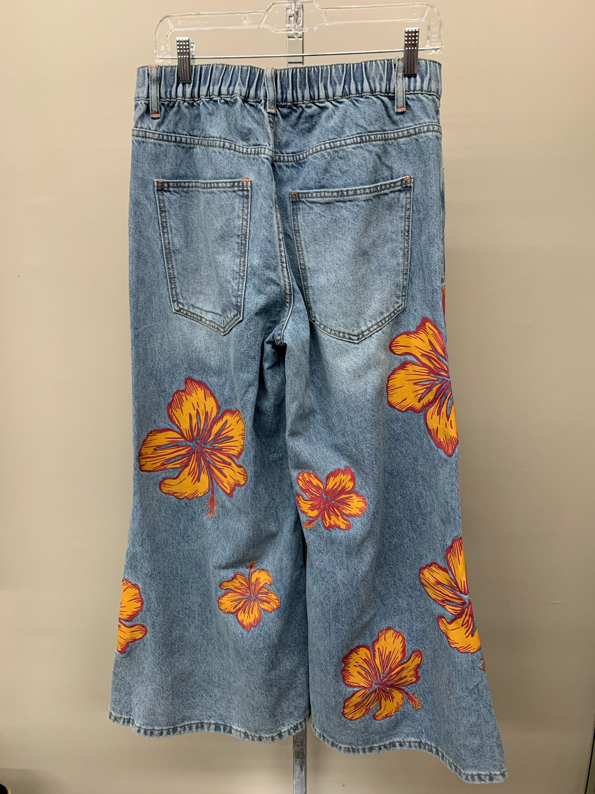 Oli & Hali Size L Jeans