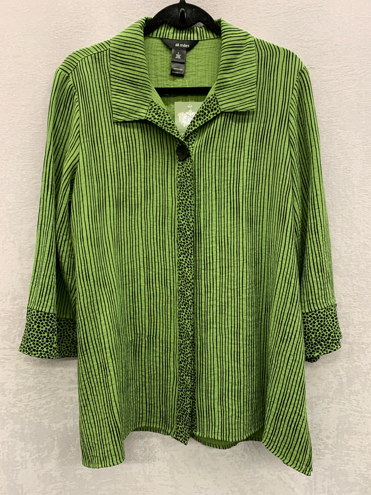 Ali Miles Size L Long Sleeve