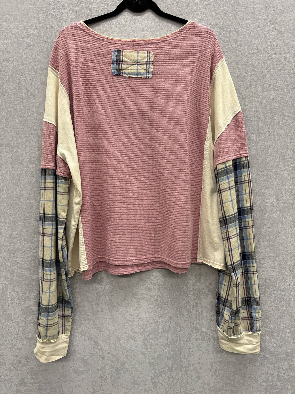 Bar x Oli & Hali Size L Long Sleeve