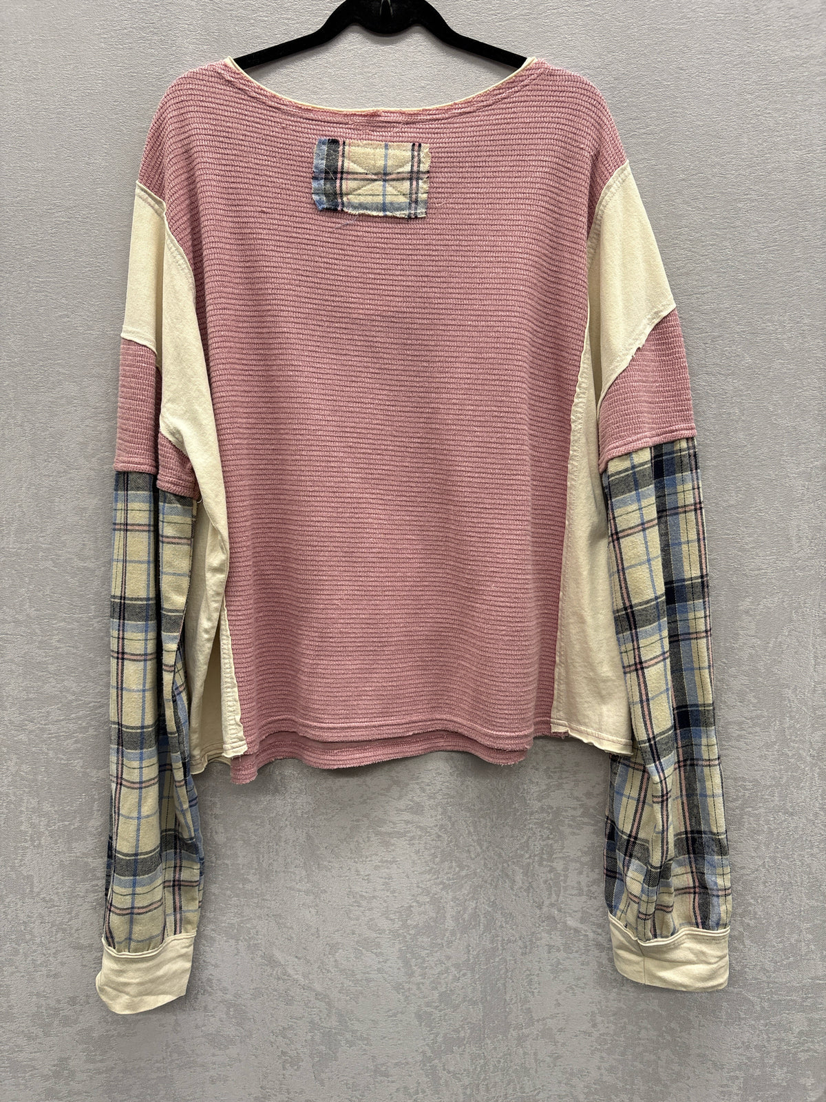 Bar x Oli & Hali Size L Long Sleeve