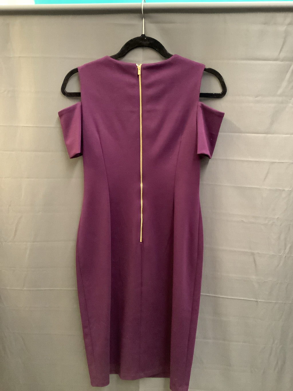 Calvin Klein Size 6 Dress