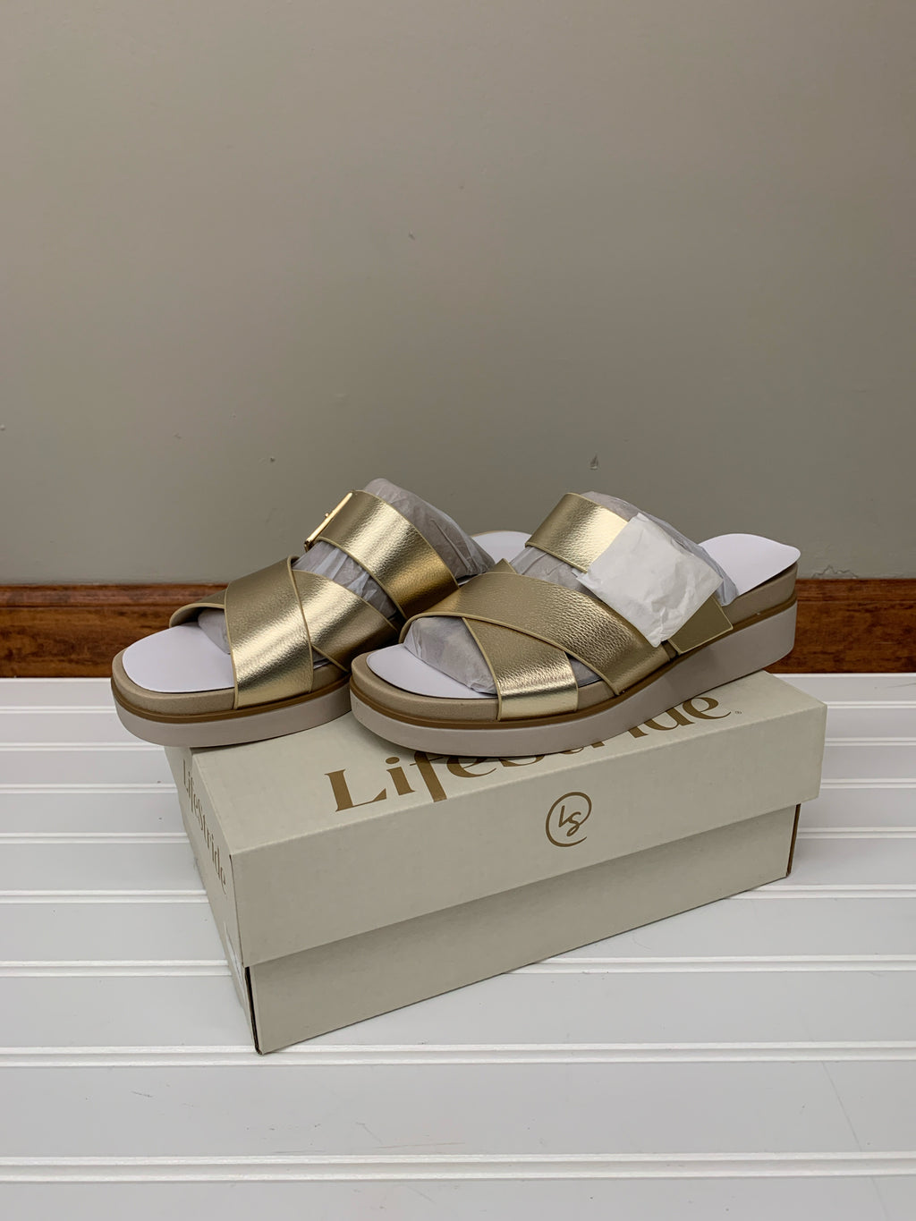 Life Stride 7.5 Sandals