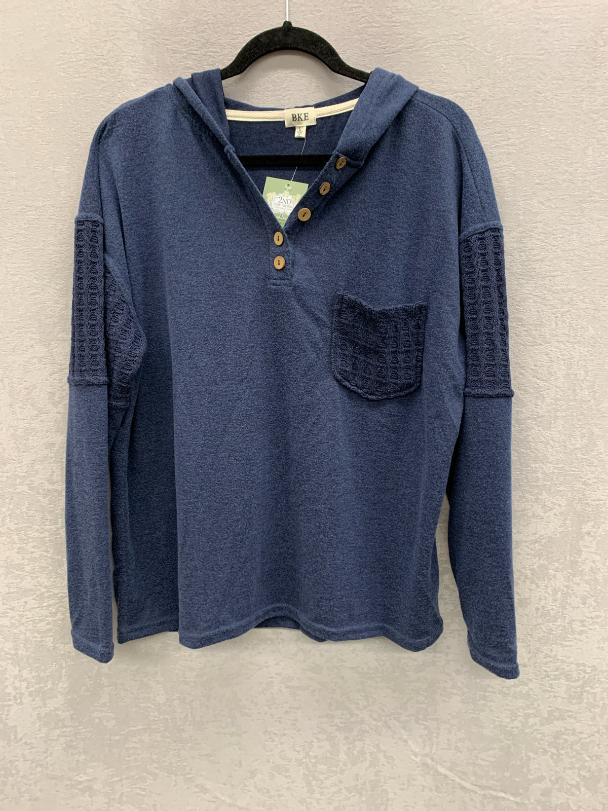 BKE Size L Shirt