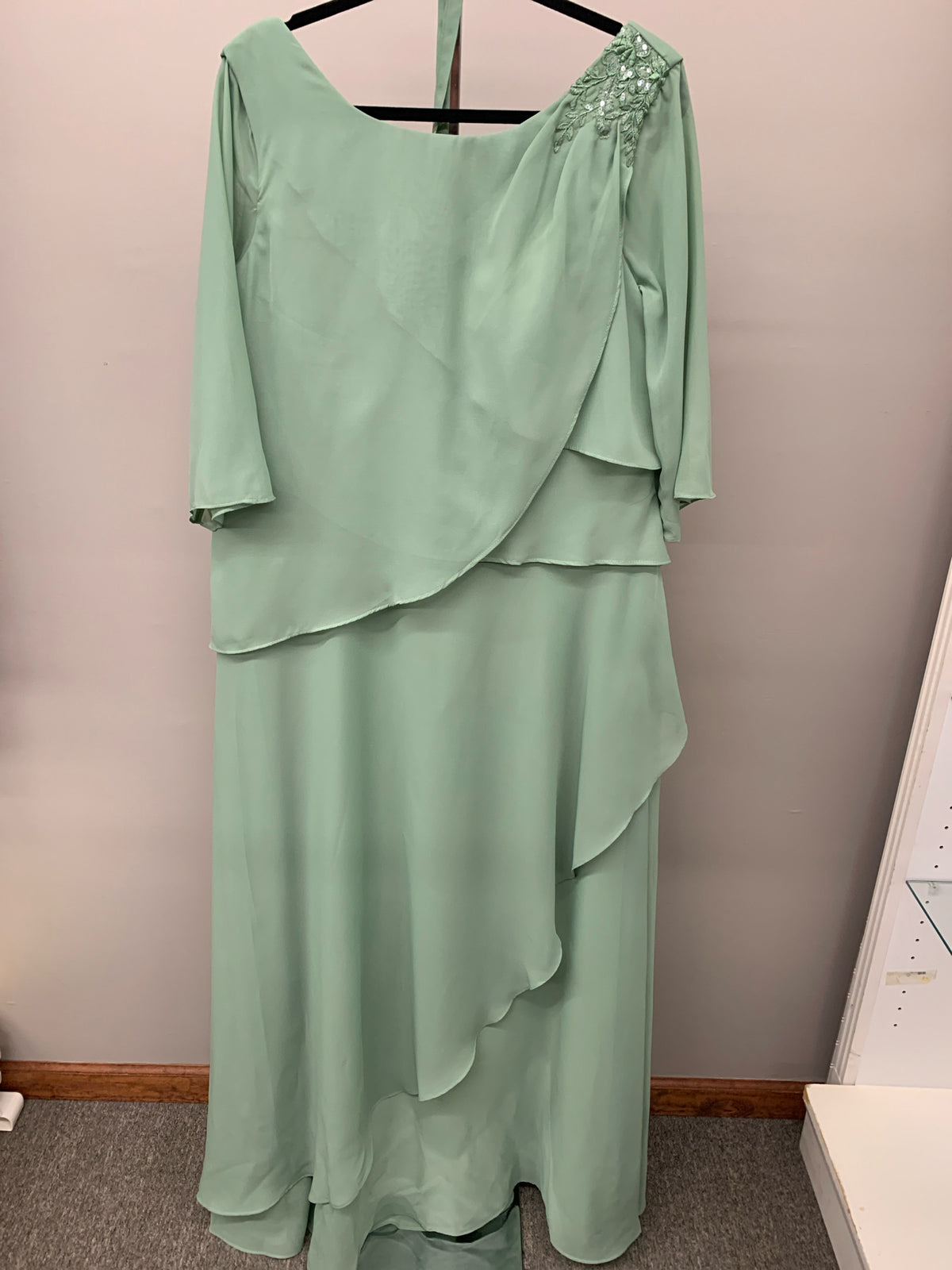 Lavetir Size 16 Dress
